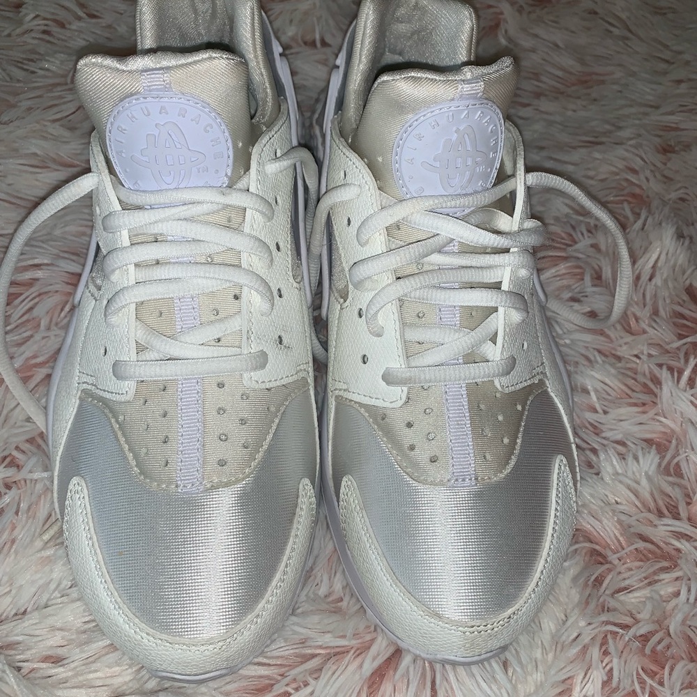 Nike Air Huarache - Picture 4 of 4